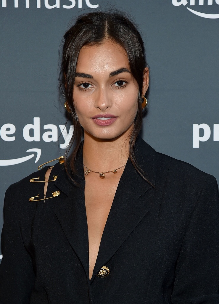 Gizele Oliveira Gizele Oliveira