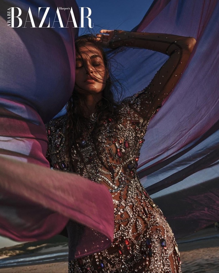 Gizele Oliveira Gizele Oliveira