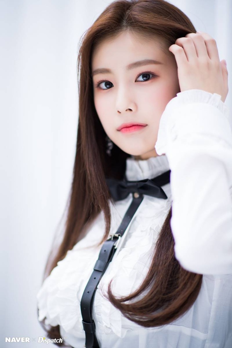 Kang Hyewon