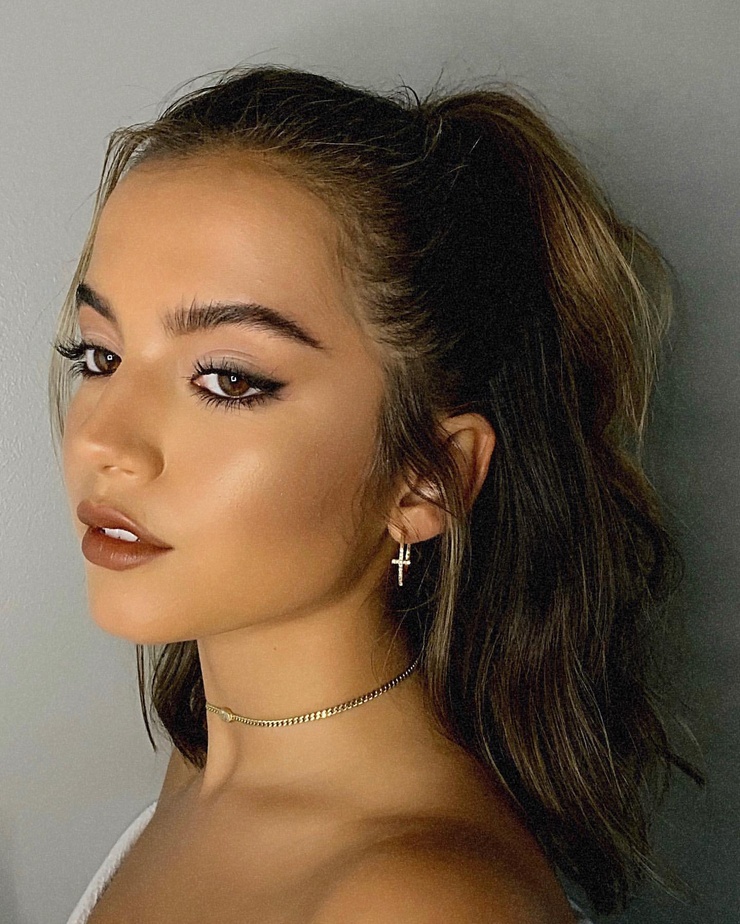 Isabela Moner Isabela Moner