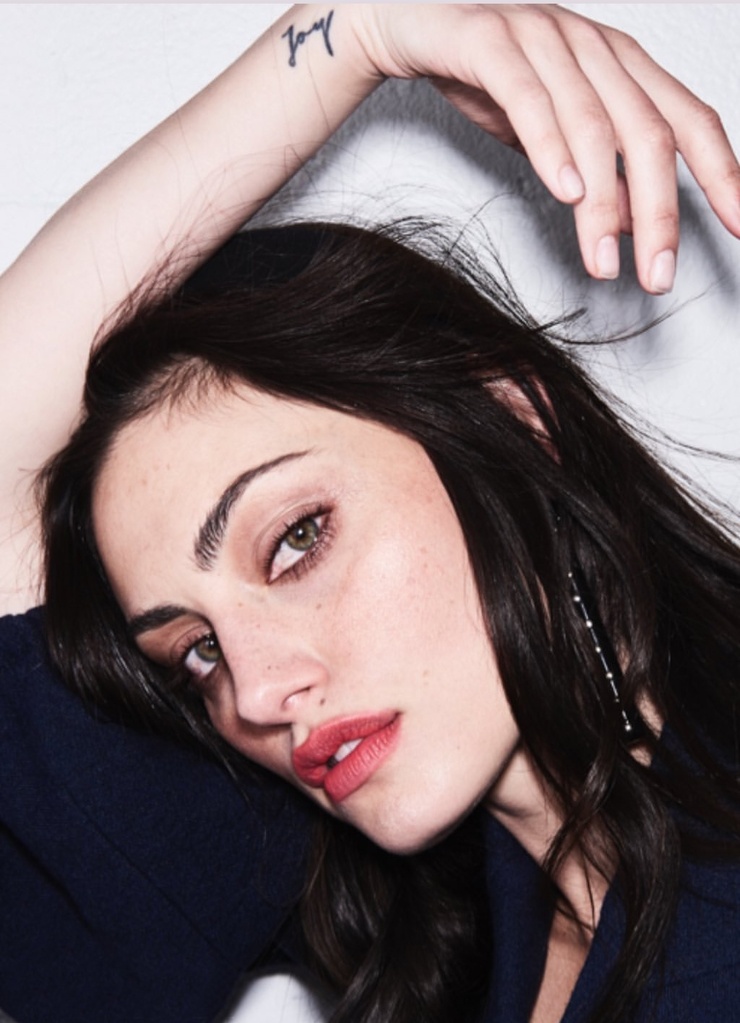 Phoebe Tonkin