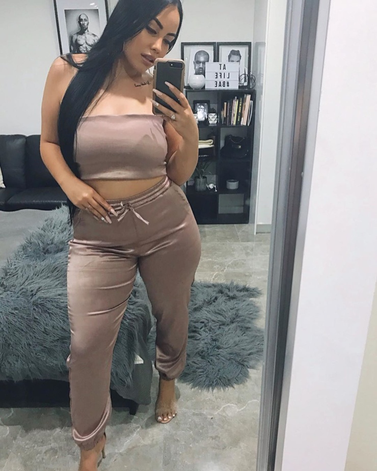 Picture Of Asia Penelope Asia penelope is an aspiring plus size model based on the sunshine coast, this video is dedicated to showing her passion and sharing her story. listal