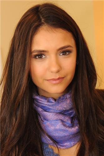 Nina Dobrev