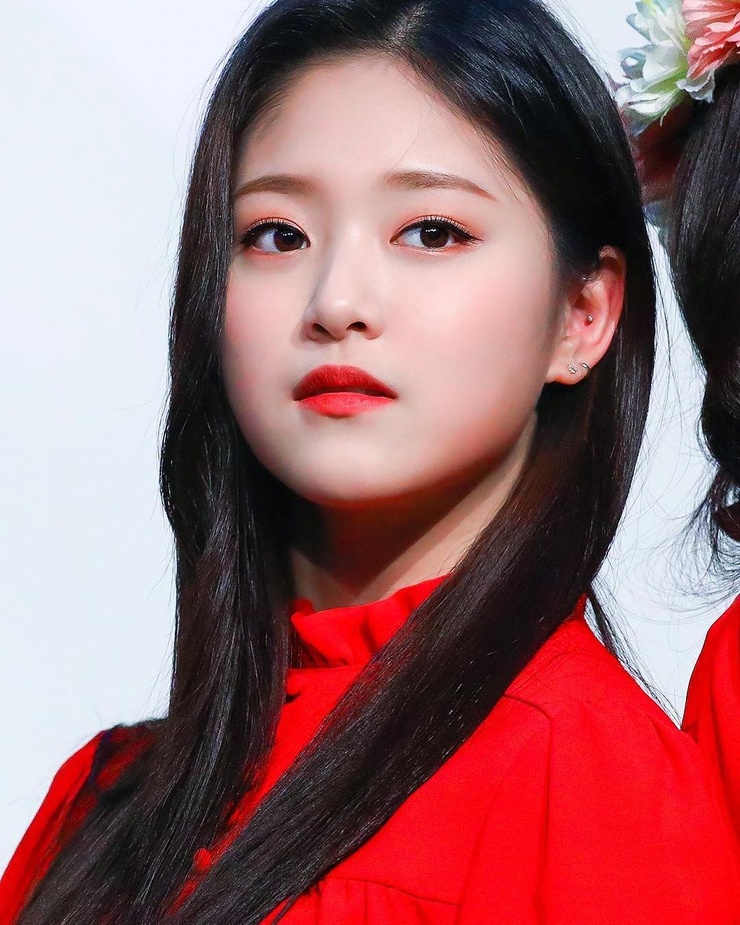 HyunJin HyunJin