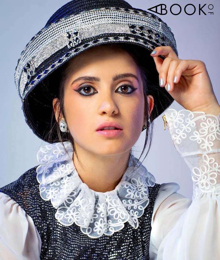 Laura Marano