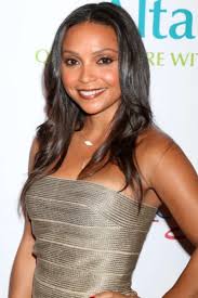 Danielle Nicolet image