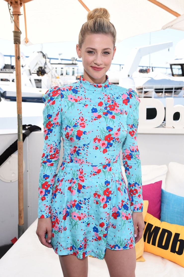 Lili Reinhart