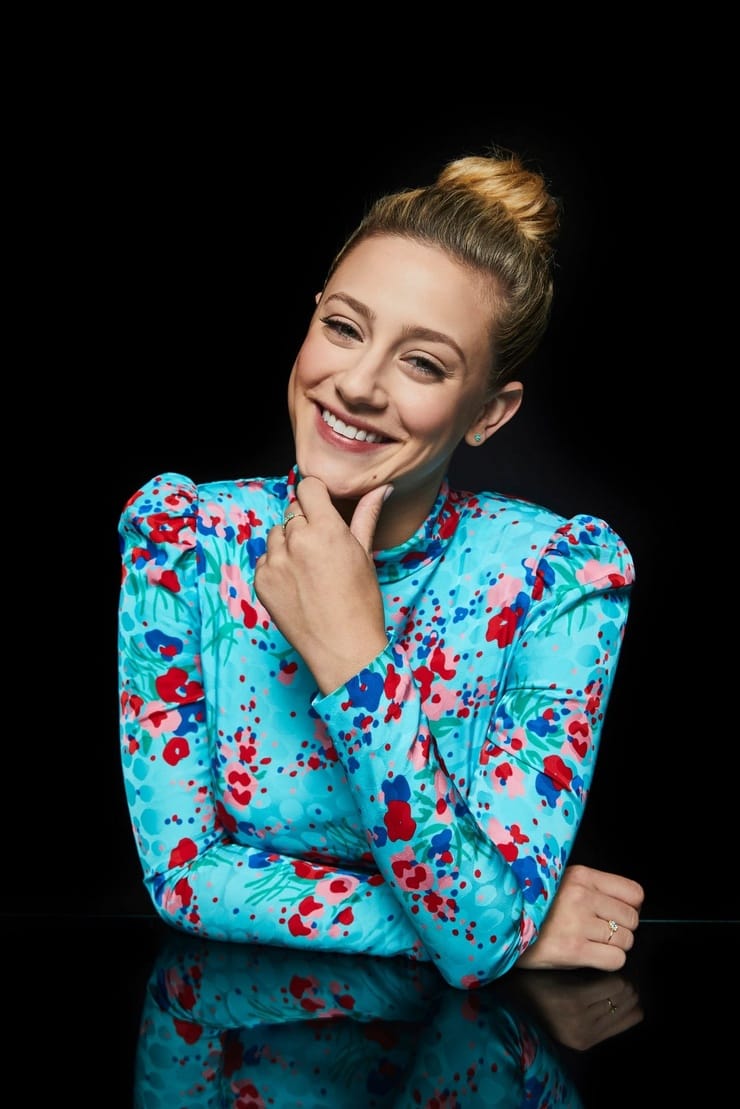 Lili Reinhart