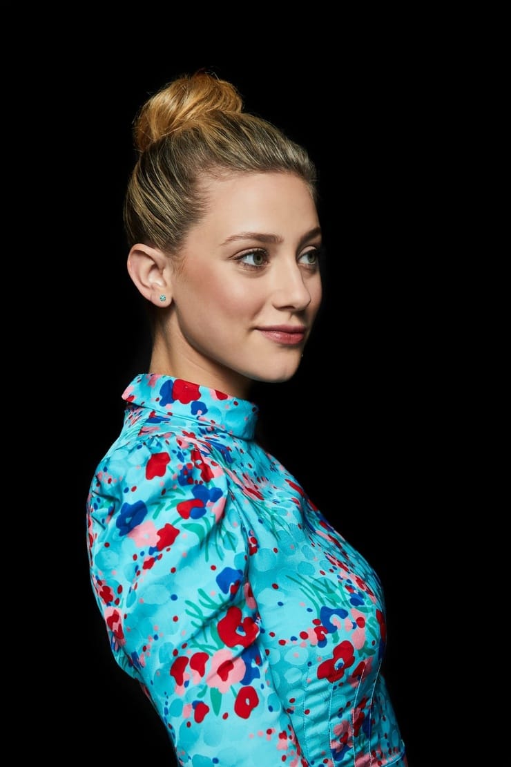 Lili Reinhart