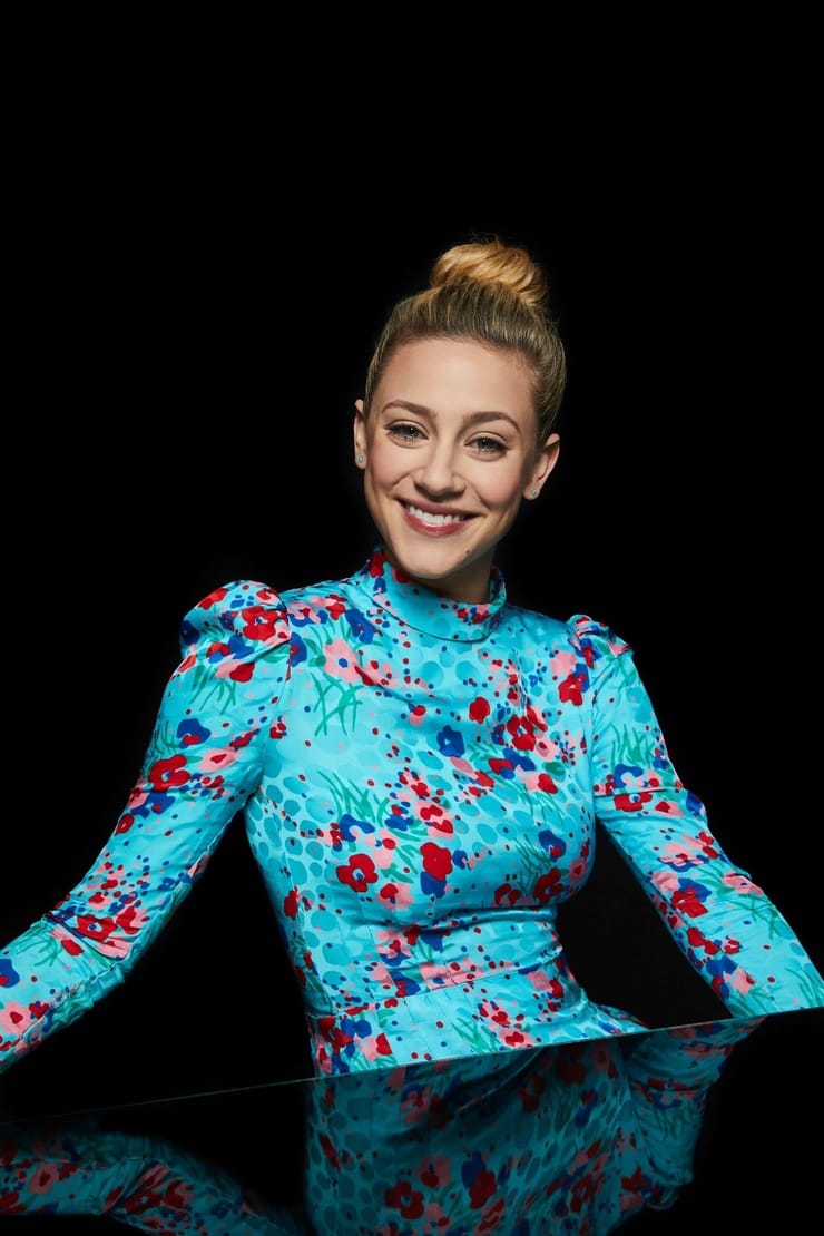 Lili Reinhart