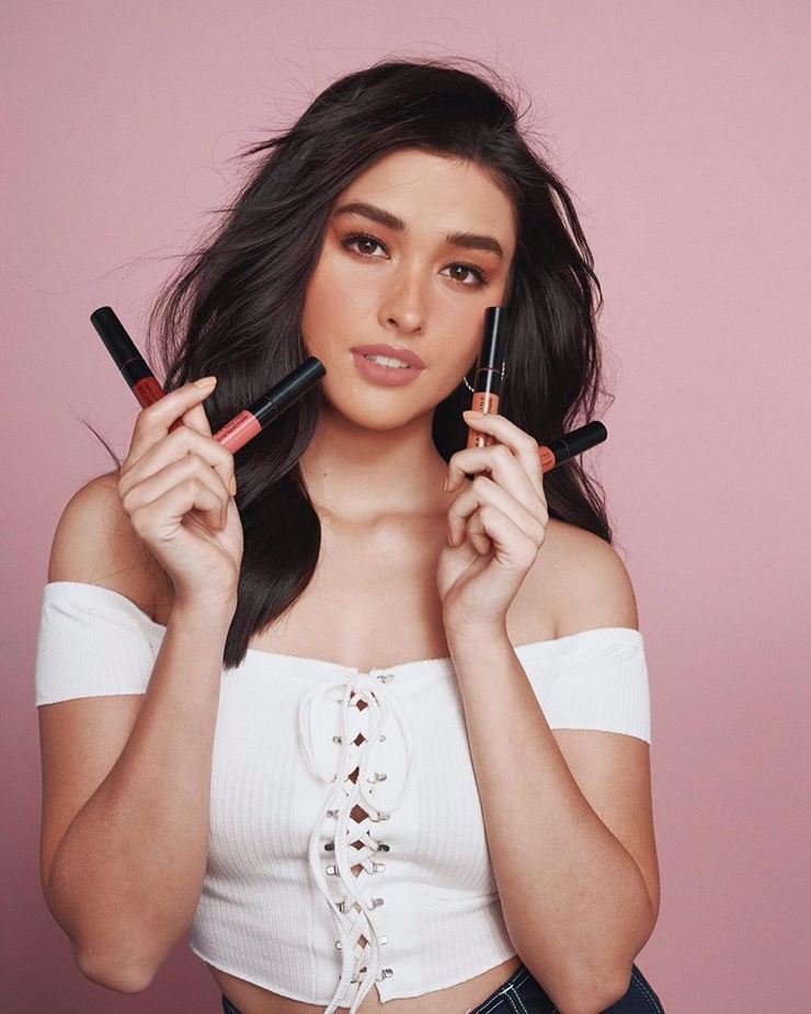 Liza Soberano