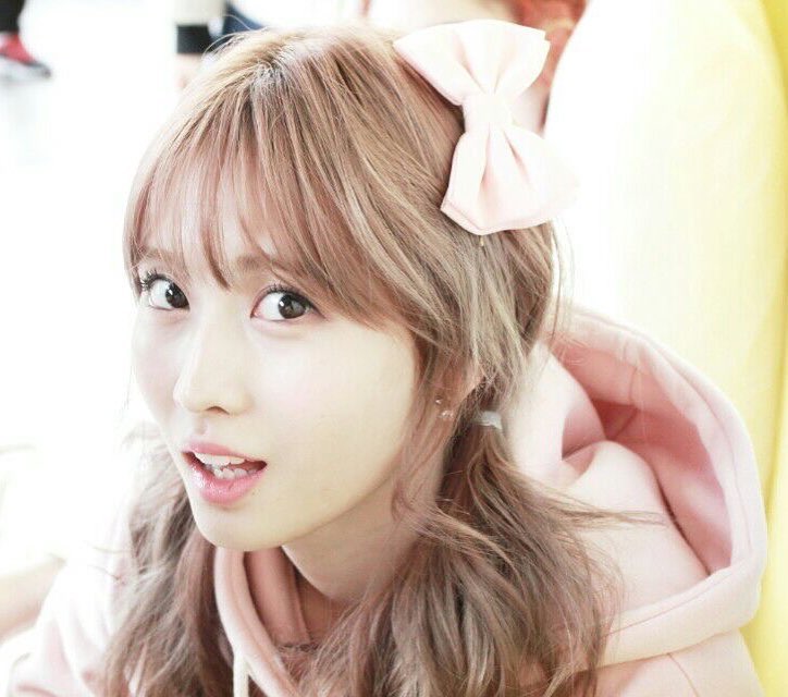 Hirai Momo