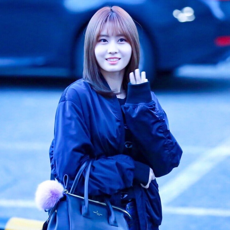 Hirai Momo