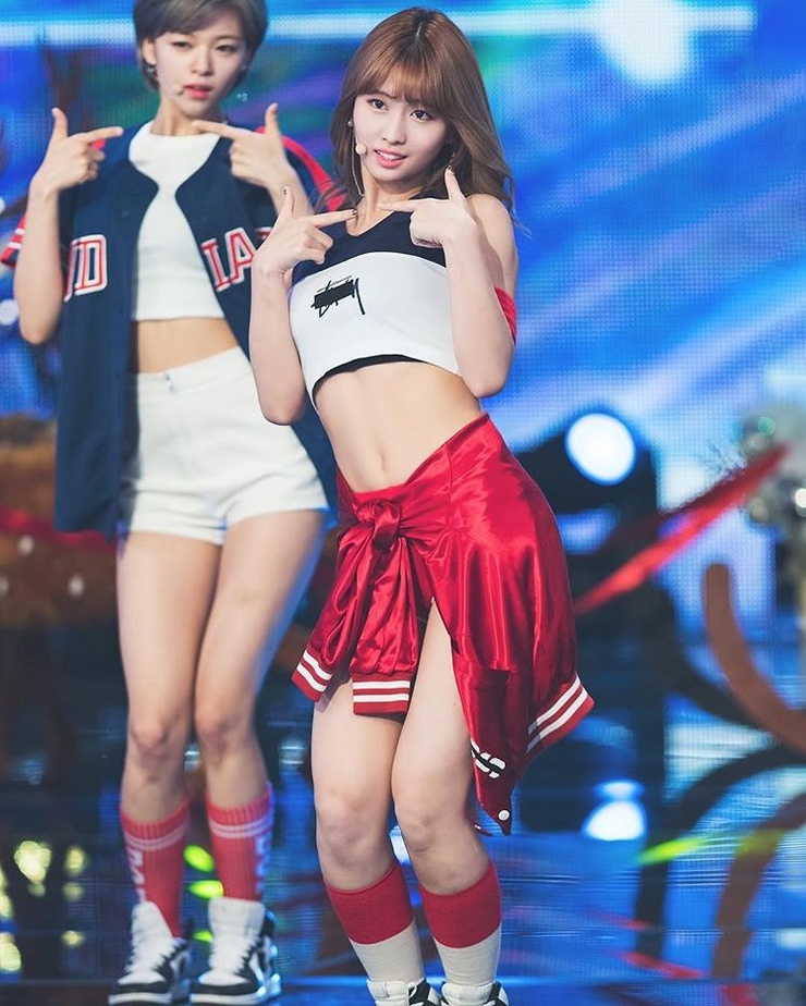 Hirai Momo