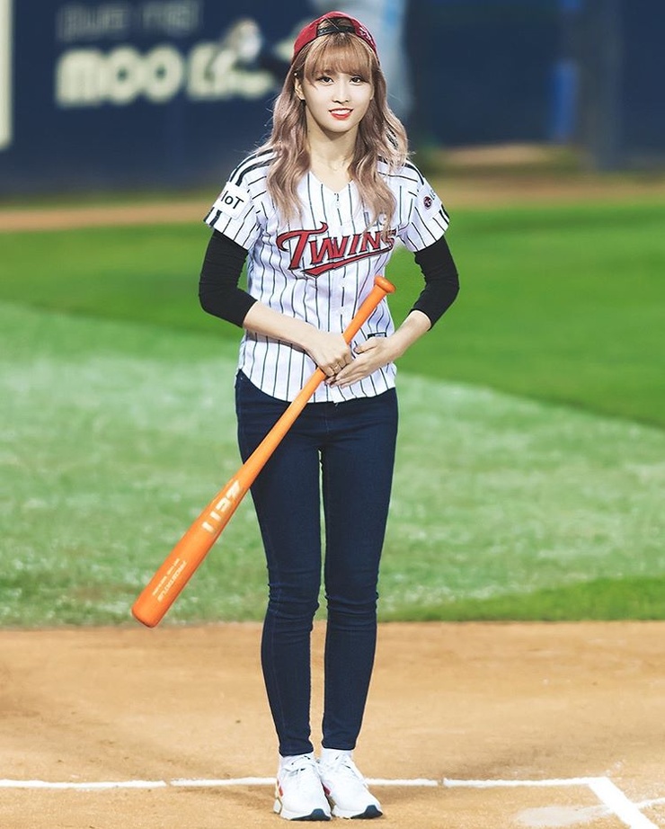 Hirai Momo