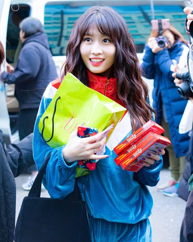 Hirai Momo