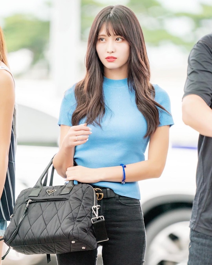 Hirai Momo