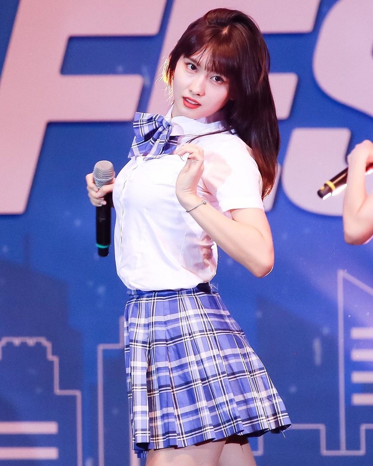 Hirai Momo