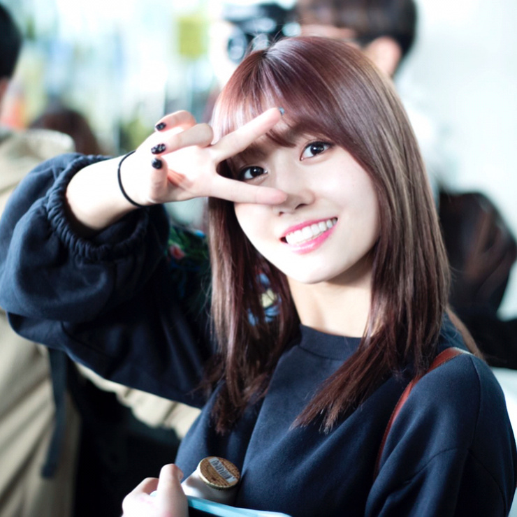 Hirai Momo