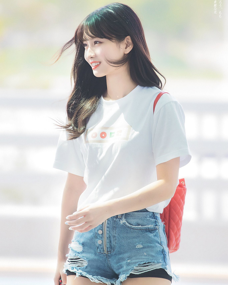 Hirai Momo