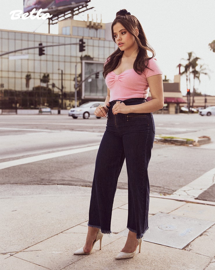 Sarah Jeffery