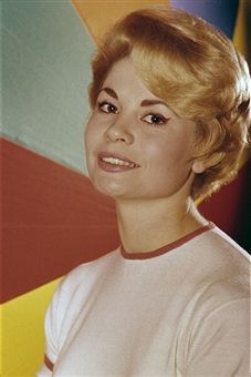 Noëlle Adam