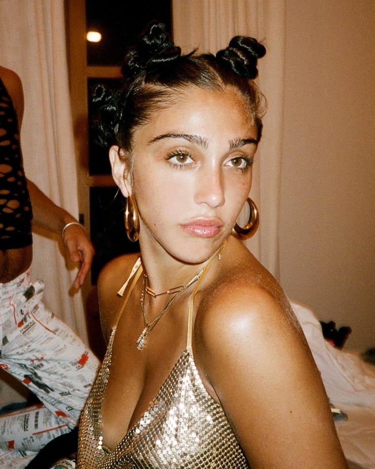 Lola Leon Lola Leon
