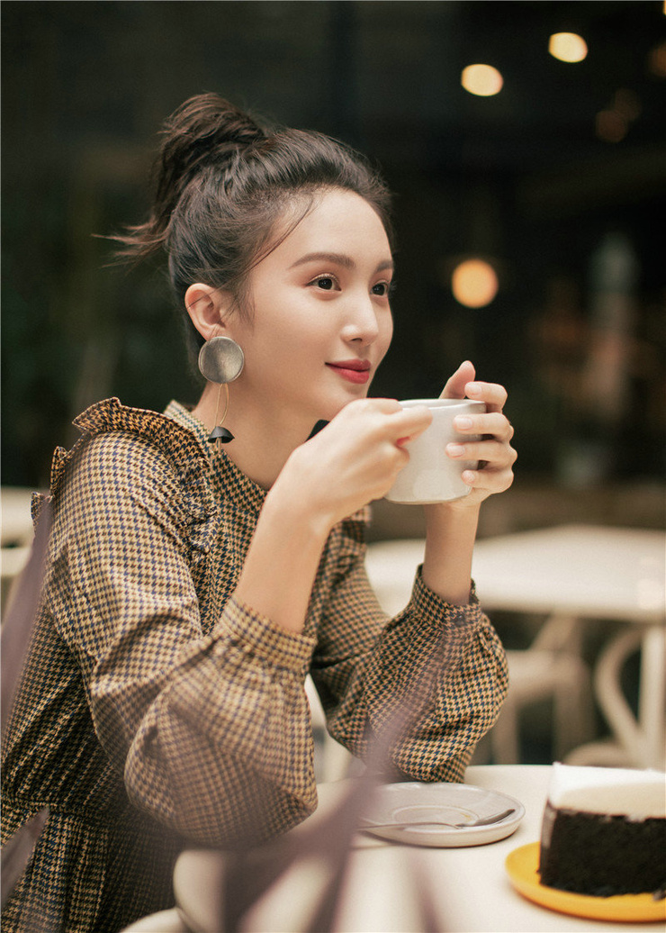 Gina Chen Jin