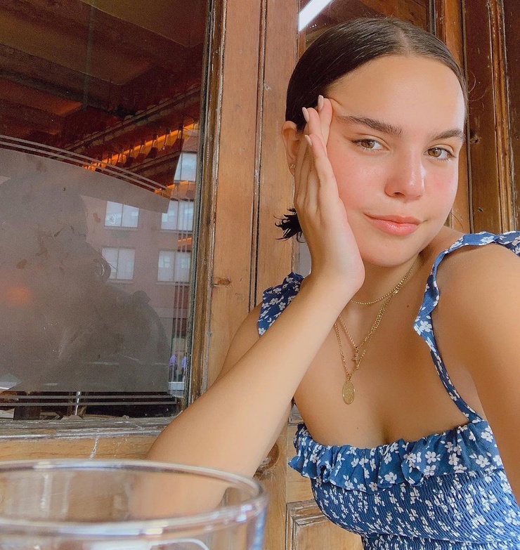 Bailee Madison