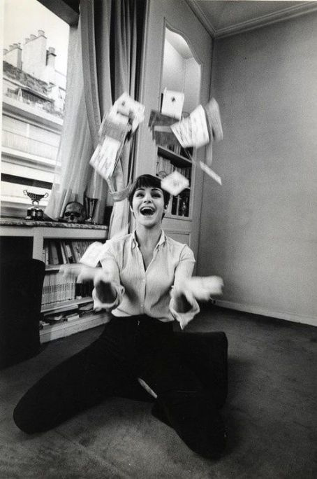 Joelle Latour