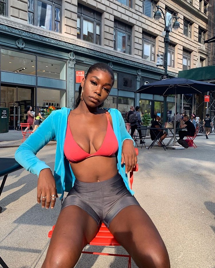 Halle Cherry