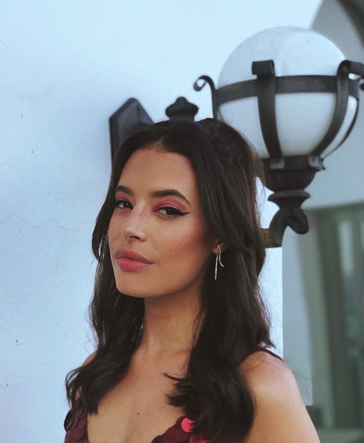 Chloe Bridges Chloe Bridges