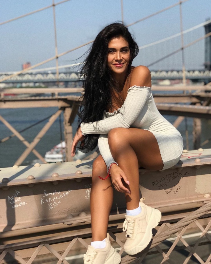 Vania Bludau