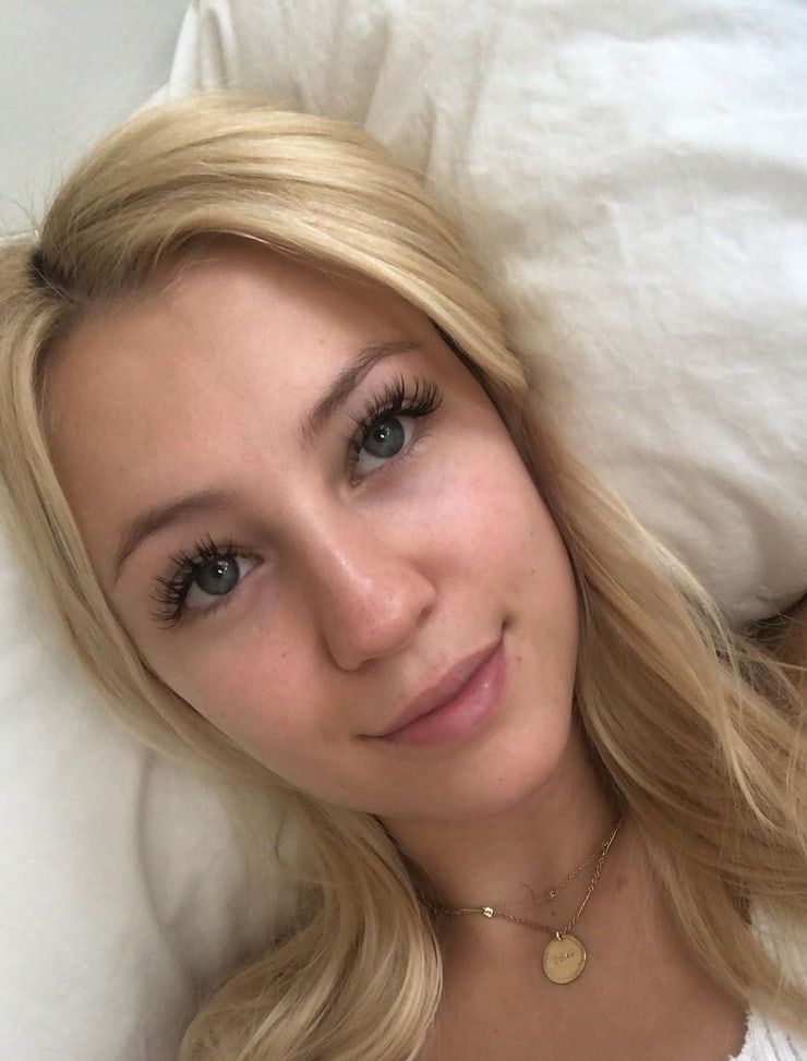 Ava Sambora Ava Sambora