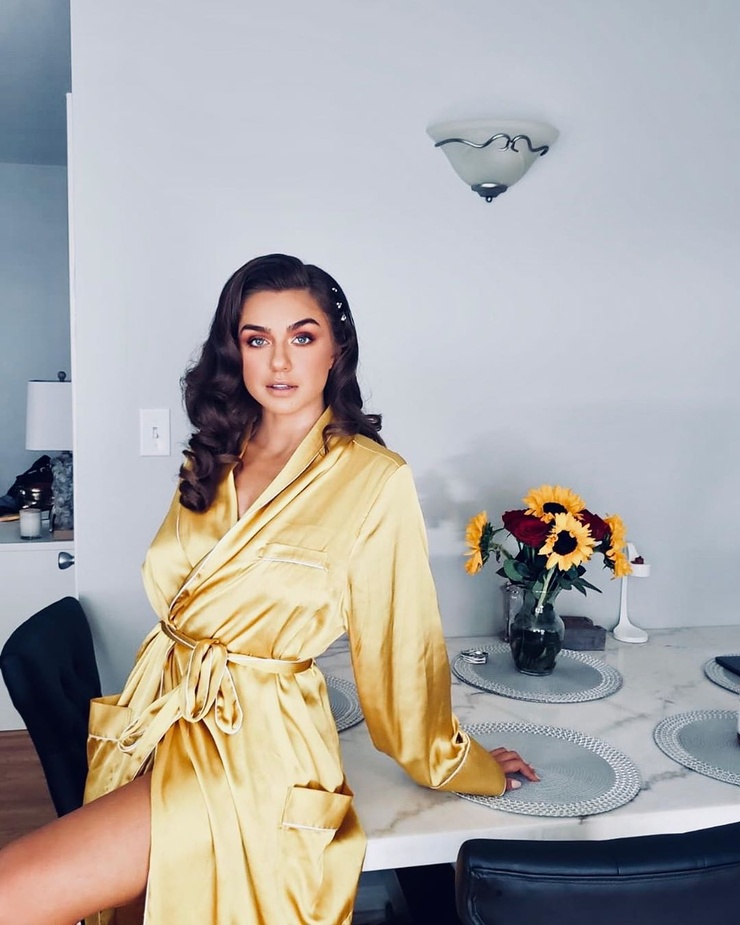 Victoria Konefal