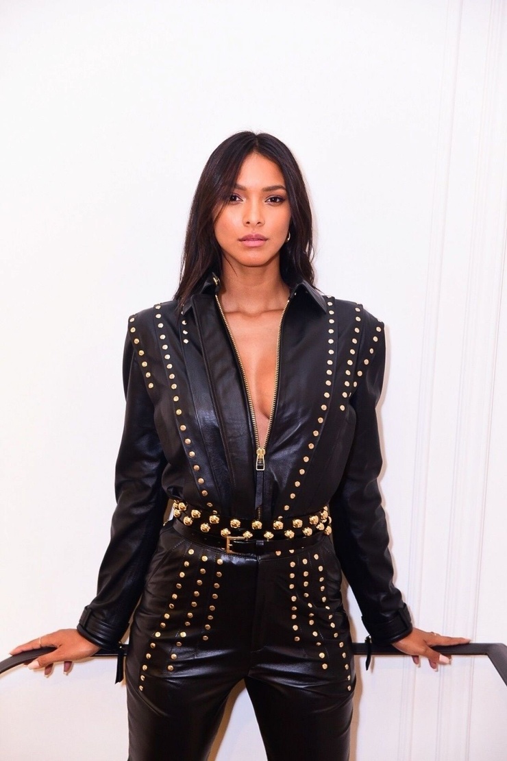 Lais Ribeiro Lais Ribeiro