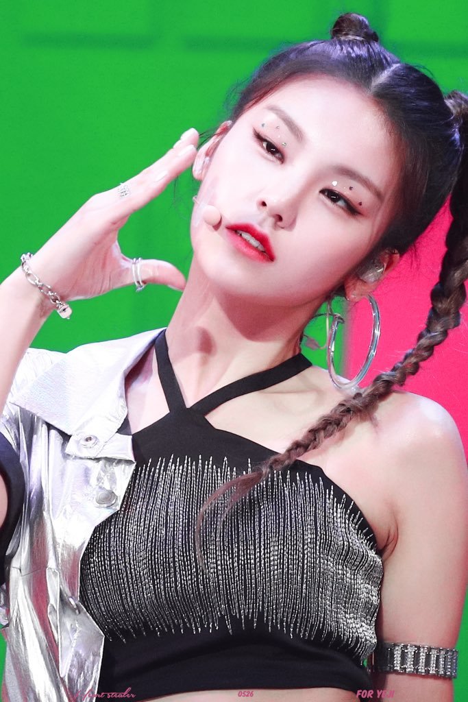 Hwang Yeji