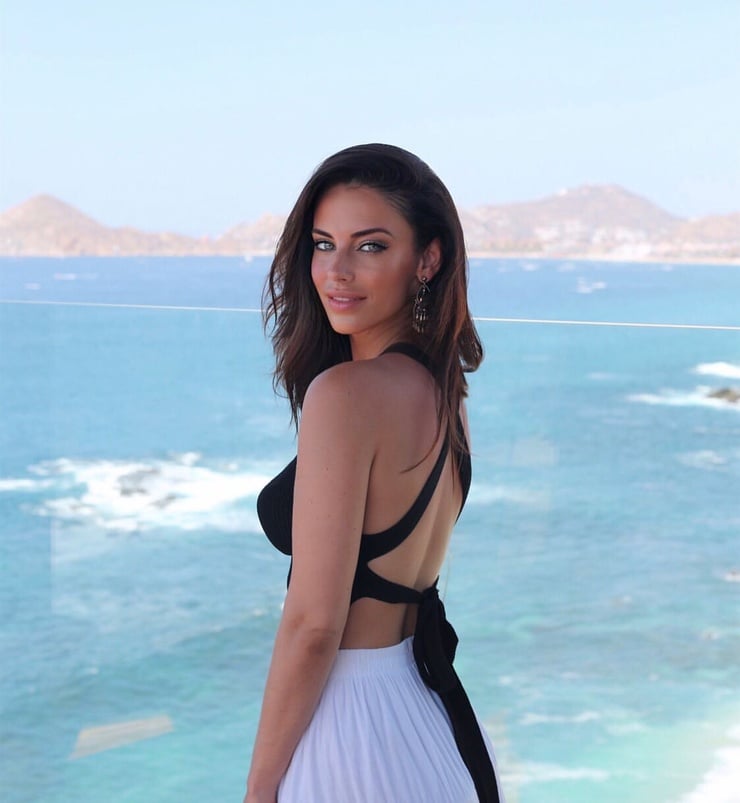 Jessica Lowndes