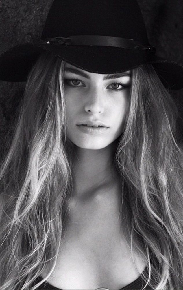Ashley Graves Ashley Graves