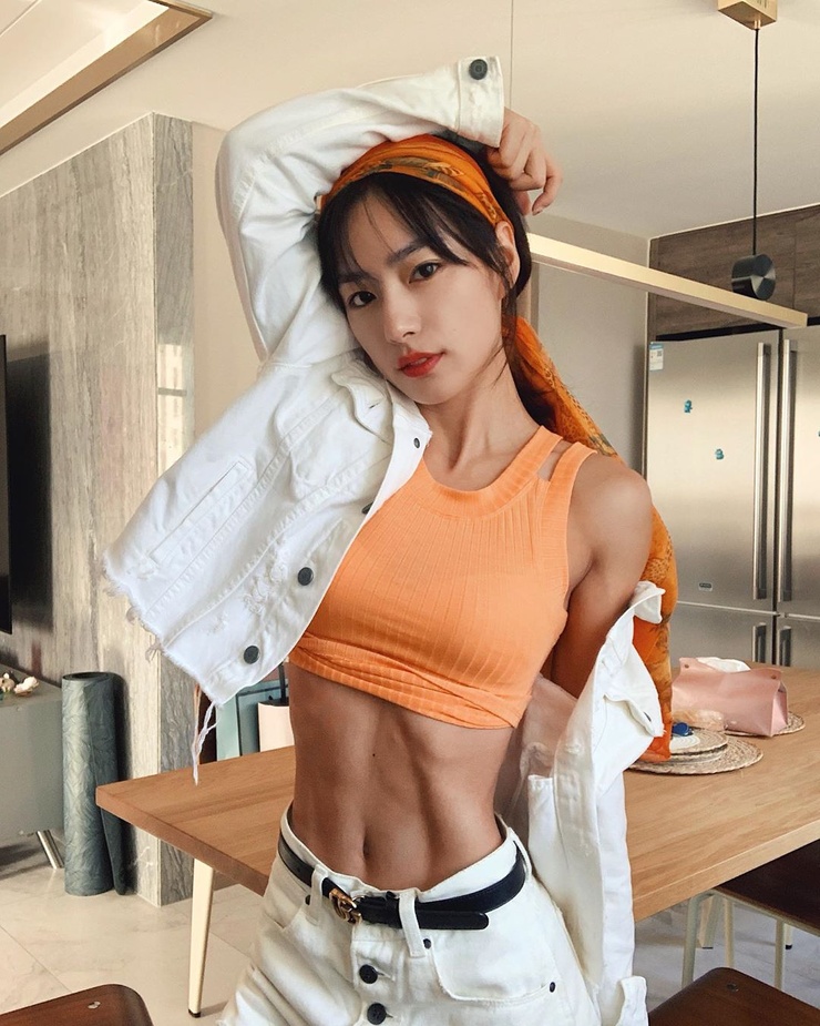 Chen Nuan Yang Chen Nuan Yang