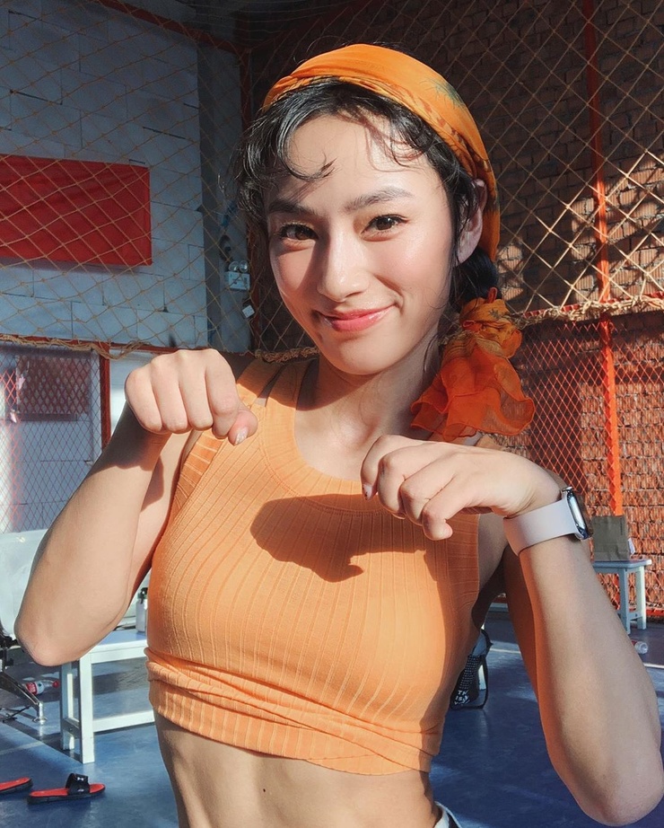 Chen Nuan Yang Chen Nuan Yang