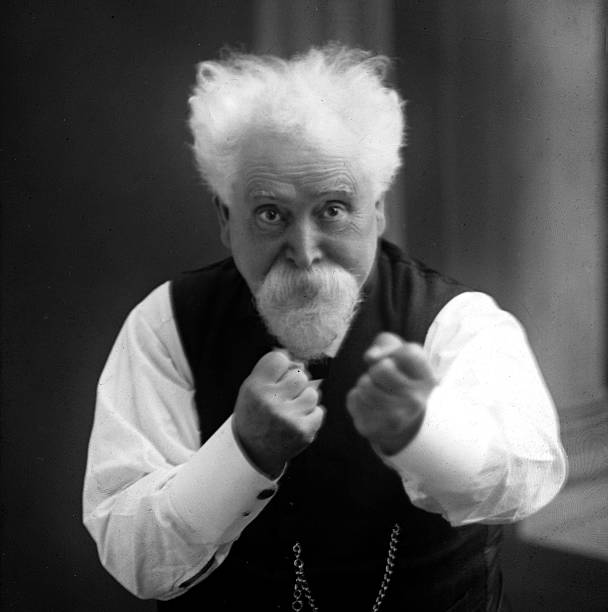 Hiram Maxim hiram-maxim