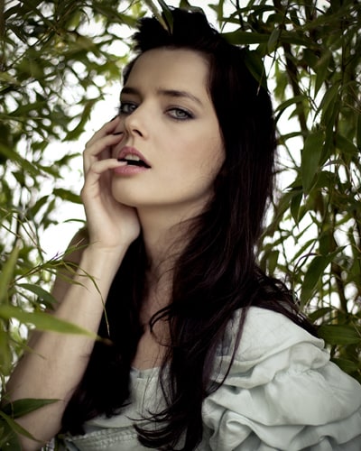 Roxane Mesquida Roxane Mesquida