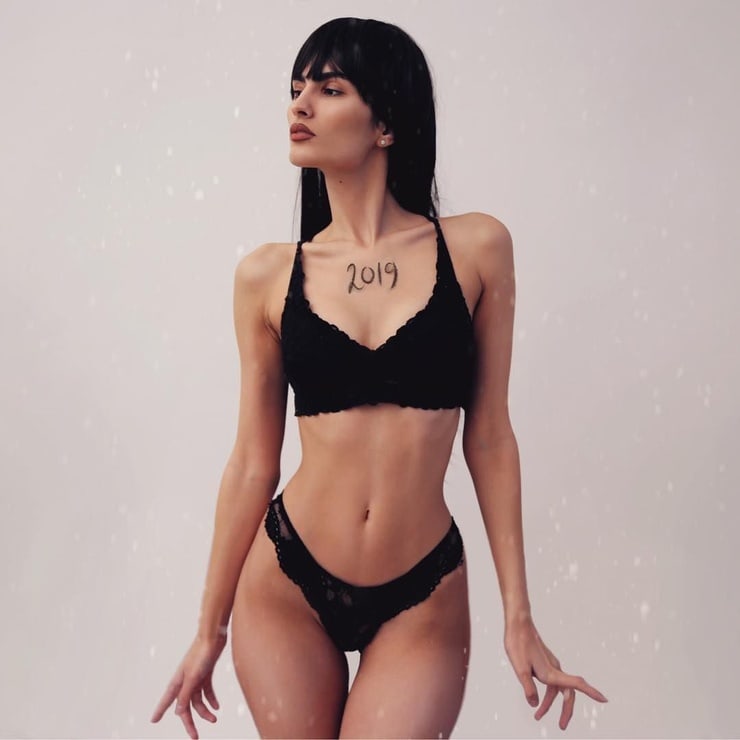 Yael Cohen (model) Yael Cohen (model)