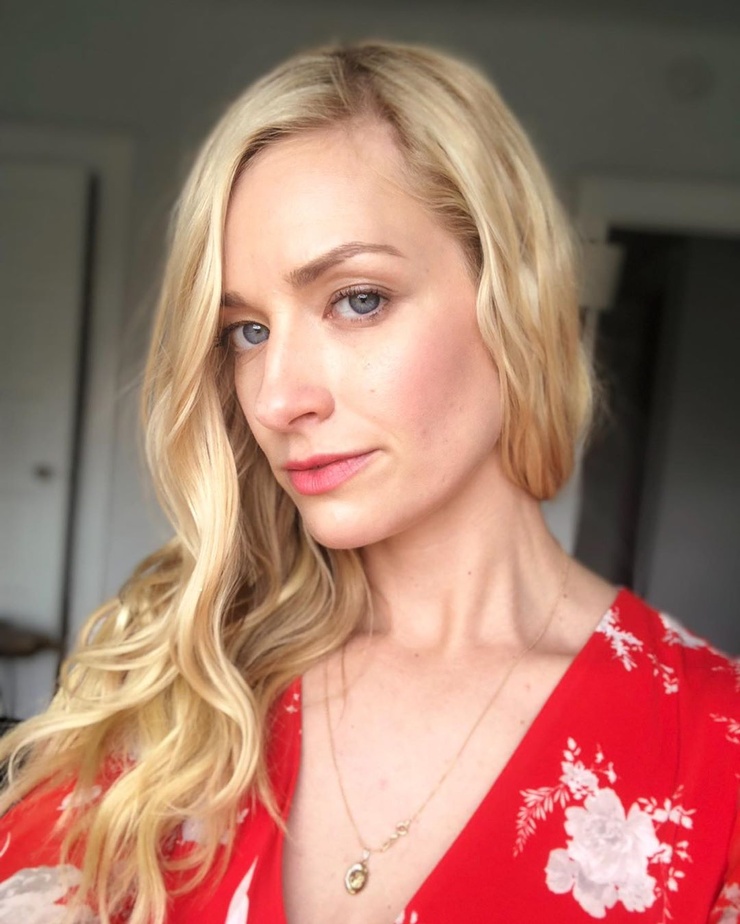 Beth Behrs Beth Behrs
