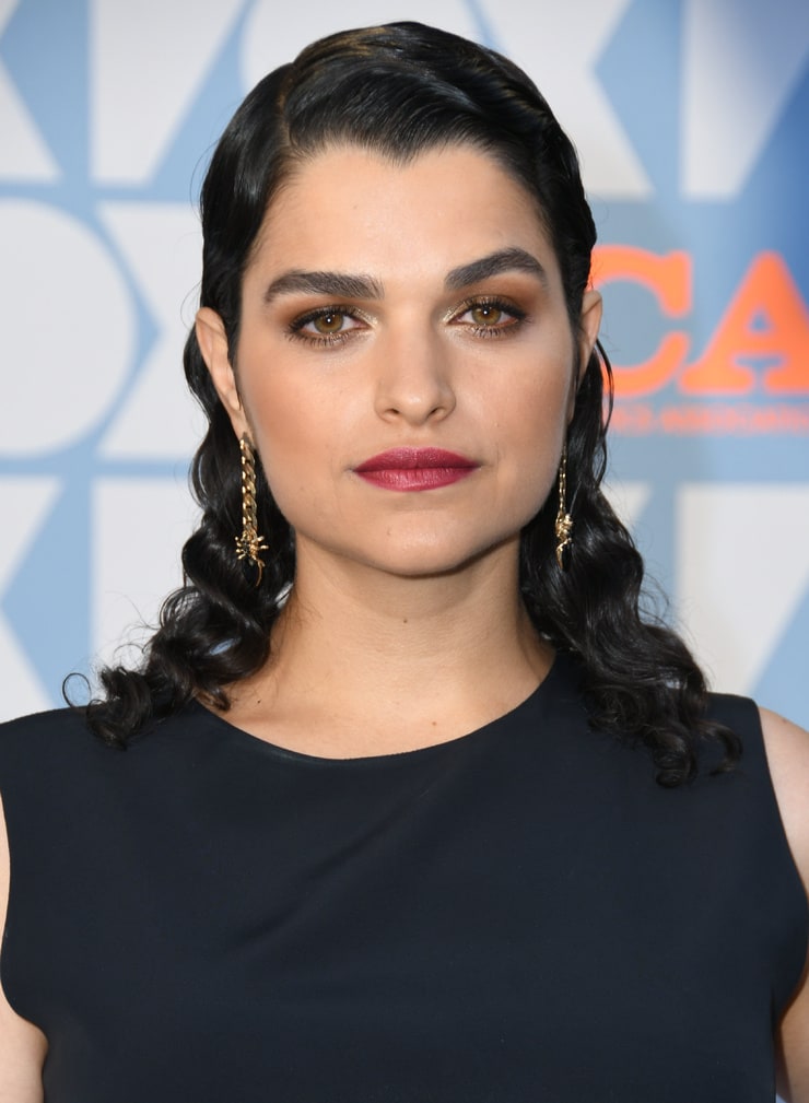 Eve Harlow