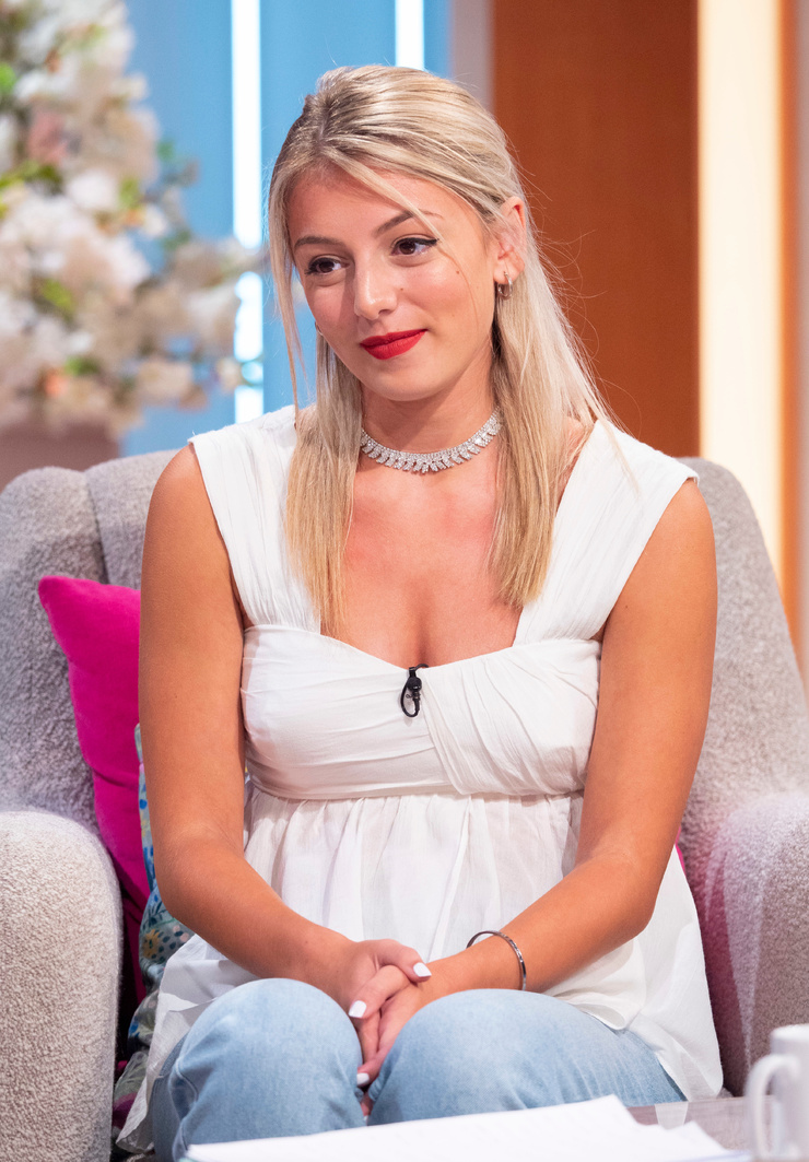 Hollie Steel Hollie Steel