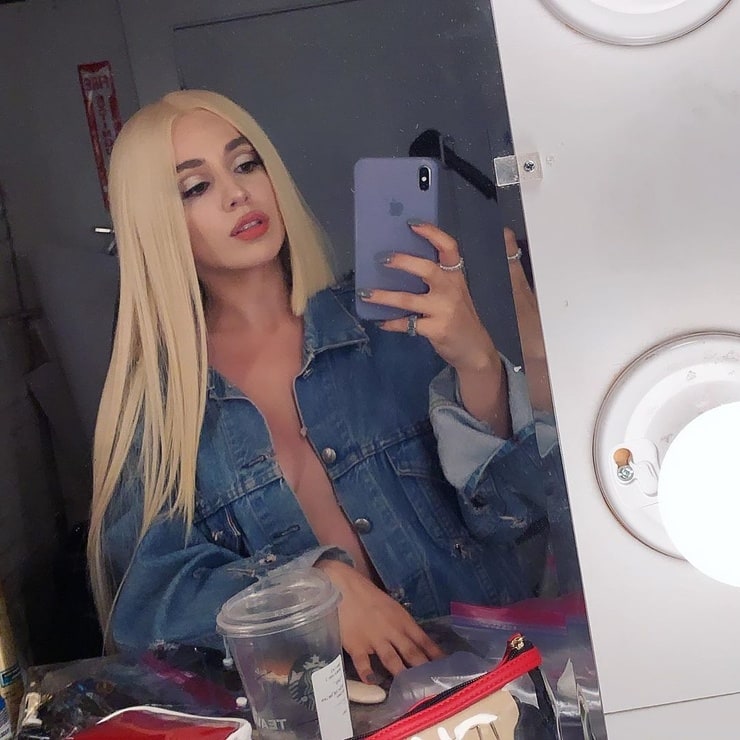 Ava Max