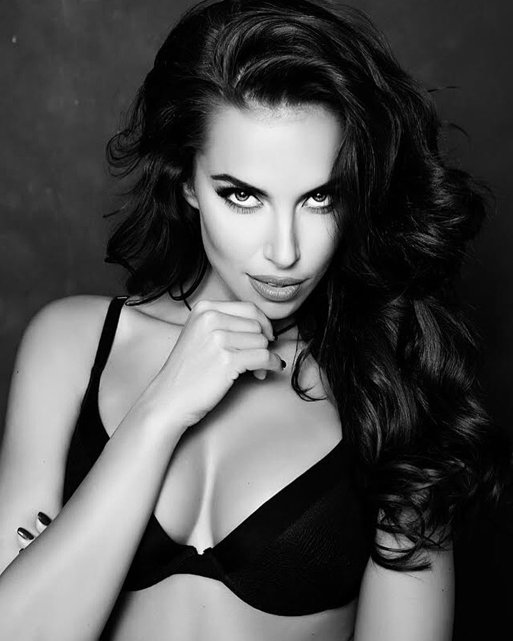 Simona Leskovska Simona Leskovska