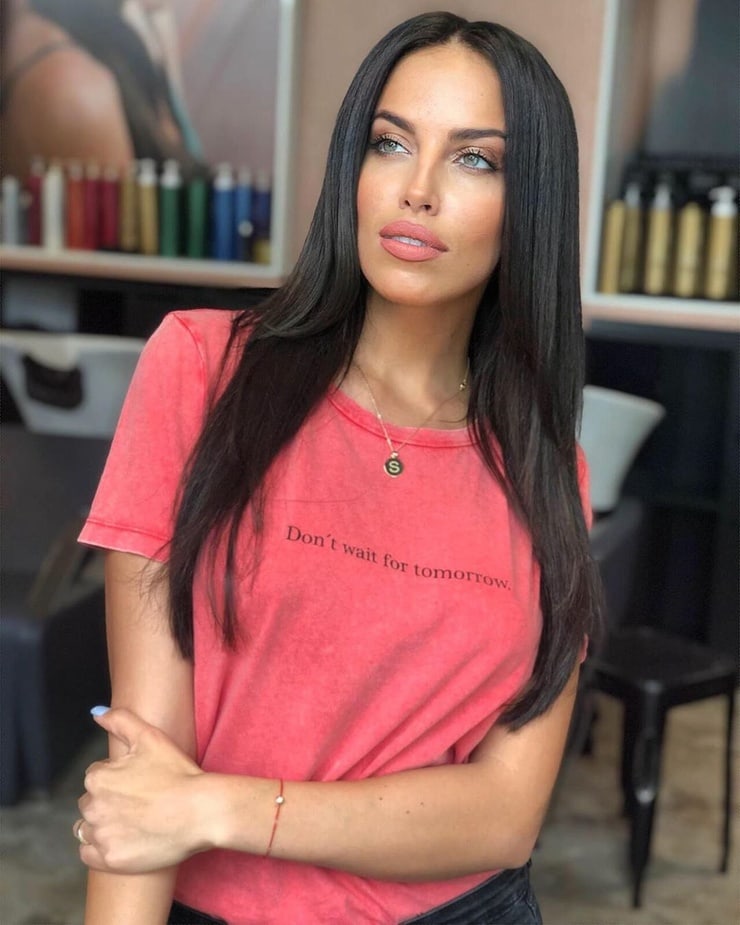 Simona Leskovska Simona Leskovska